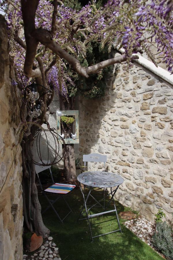 La Maison Wisteria Saint-Pantaléon-les-Vignes Kültér fotó